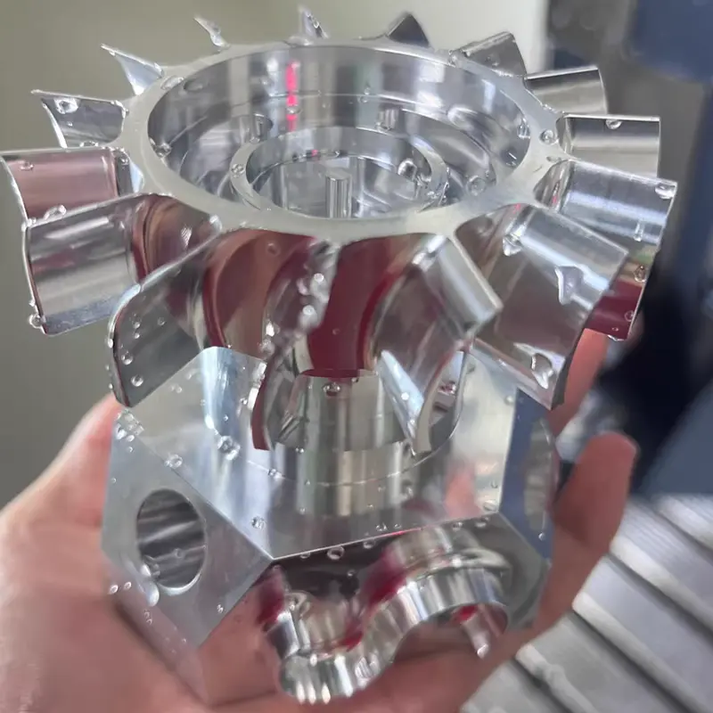 3-CNC five-axis precision machining